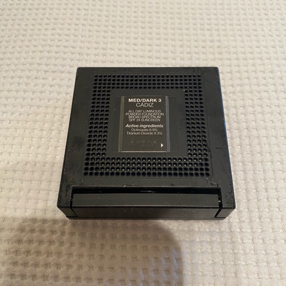 NARS ALL DAY LUMINOUS POEDER FOUNDATION SPF 24 in CADIZ Med/DARK 3 - Rare - Picture 6 of 6